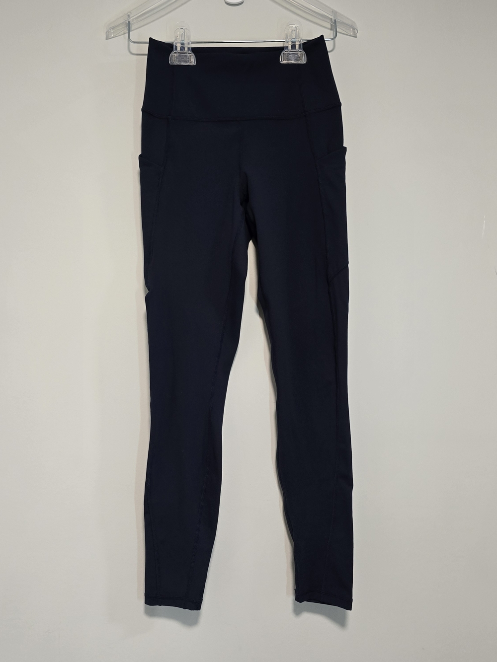 Fabletics Navy High-Rise Pocket Leggings NWOT